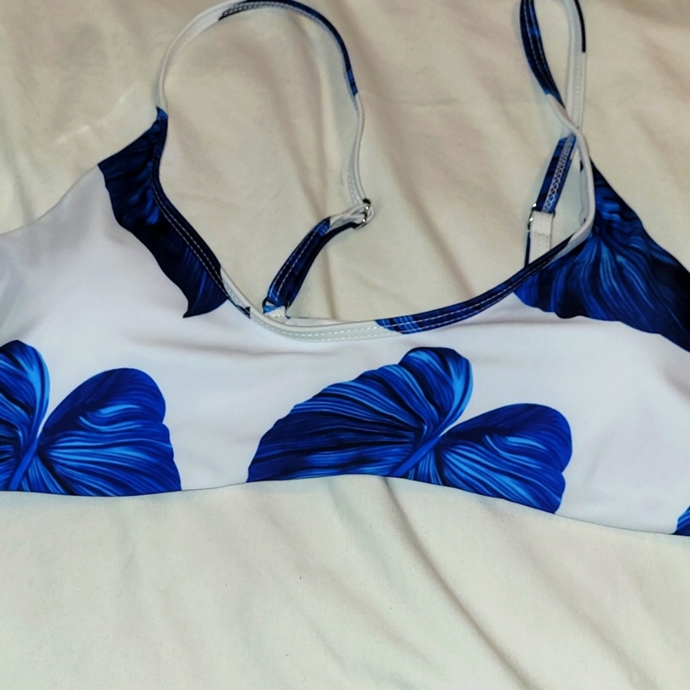 New- blue & white swim top XLarge